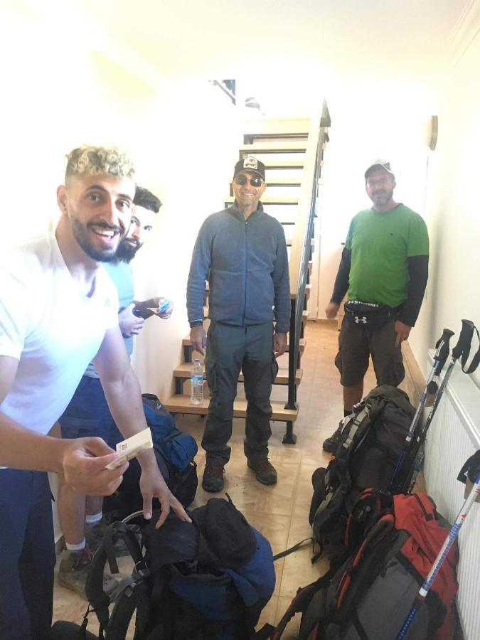 Guest House Victor Zhabeshi المظهر الخارجي الصورة